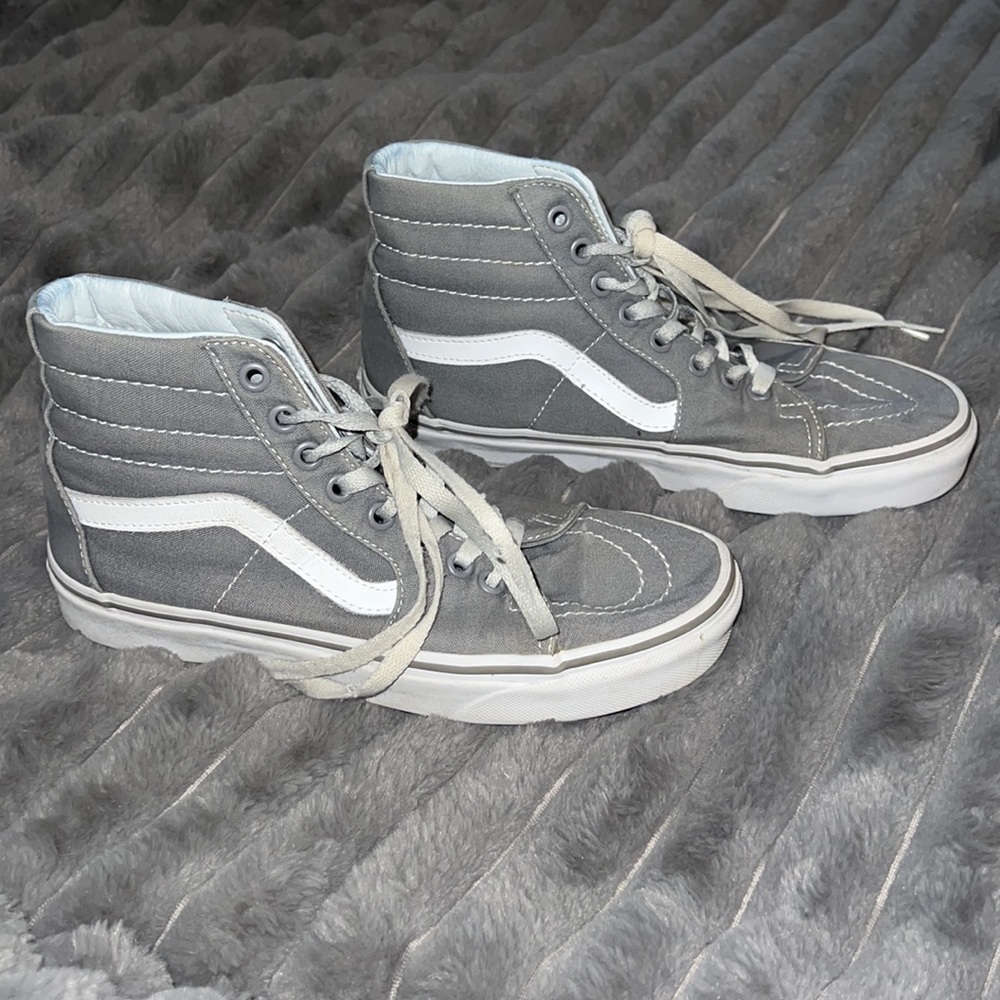 Women’s Gray High Top Vans